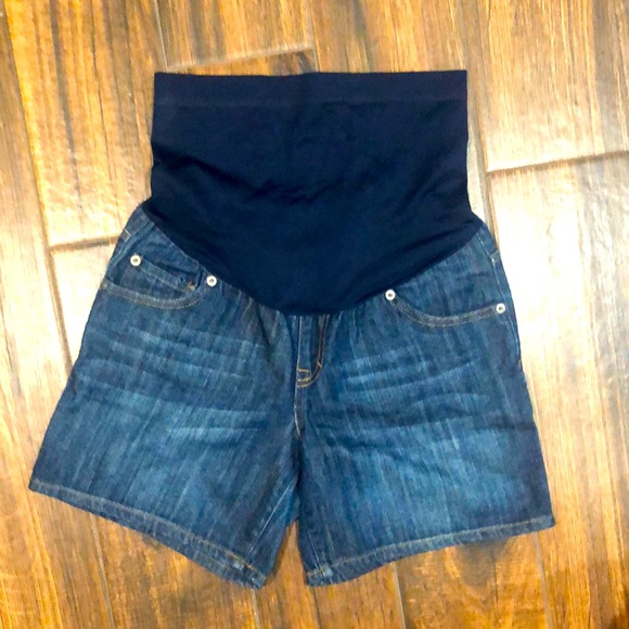 Liz Lange for Target Denim Maternity Shorts - Picture 1 of 5